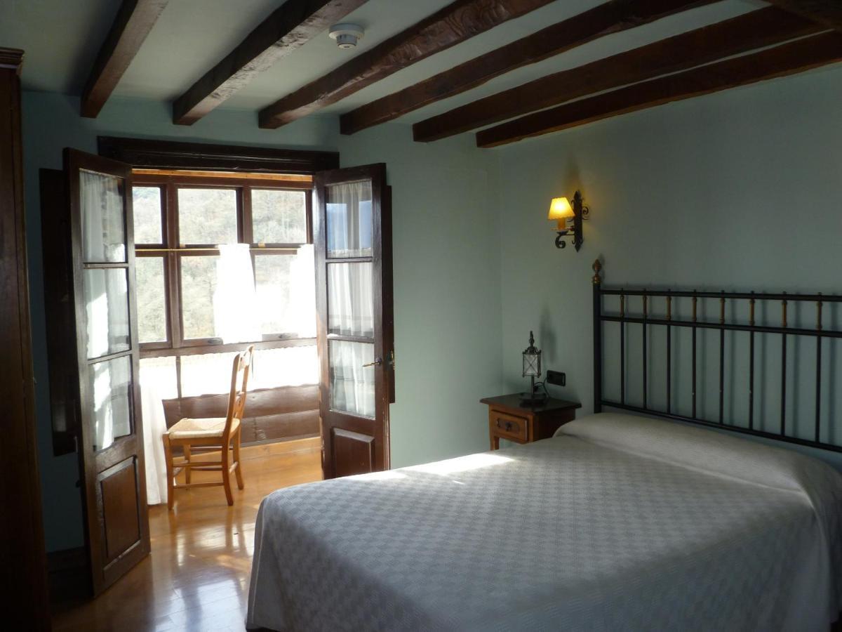 La Posada De Vinon - Casa Reda Buitenkant foto