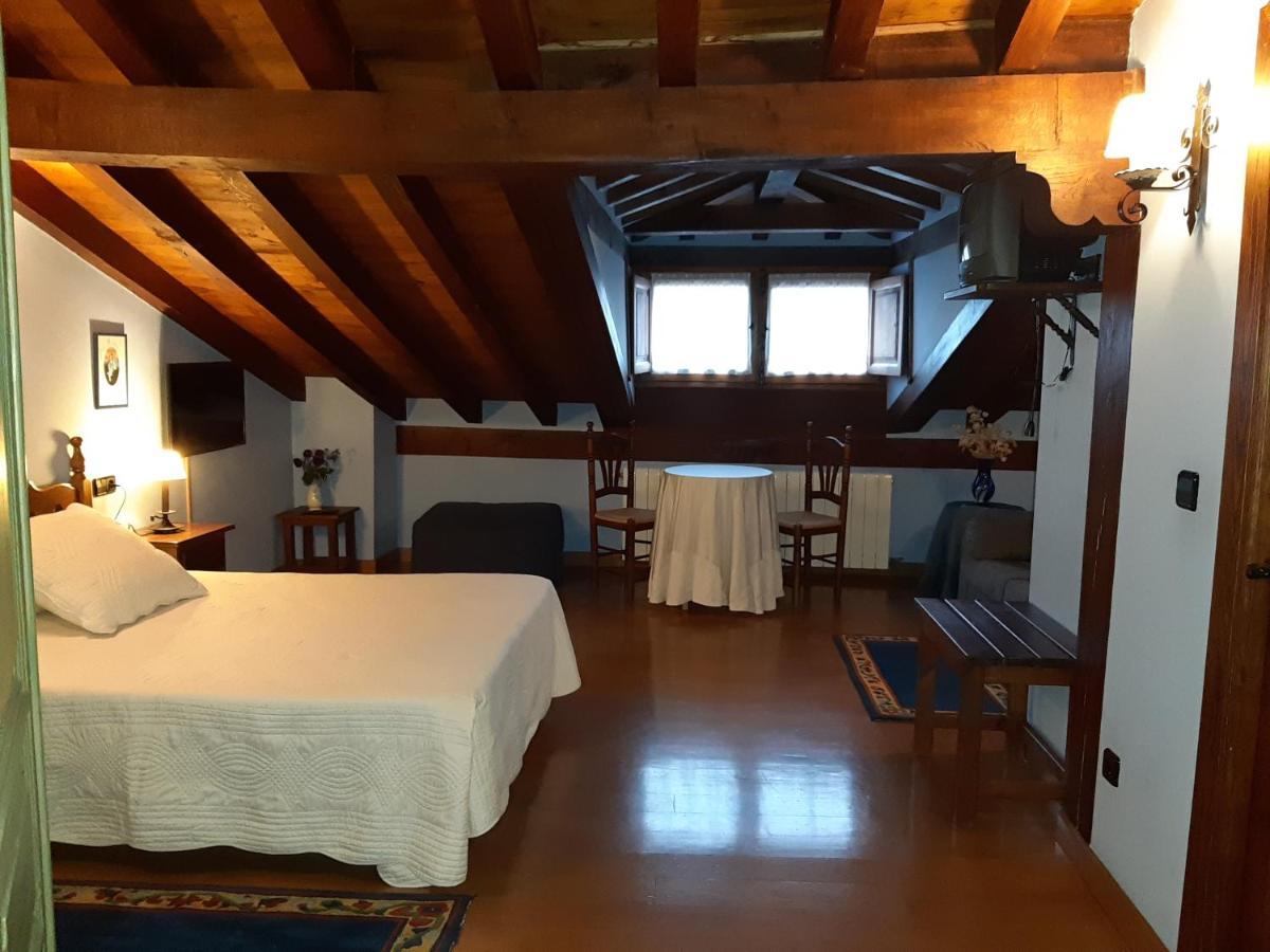 La Posada De Vinon - Casa Reda Buitenkant foto